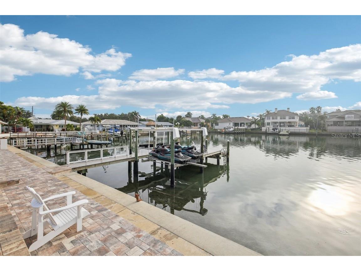 2180 Dolphin Boulevard S Saint Petersburg FL 33707 - BOCA CIEGA BAY TB8459422 image54