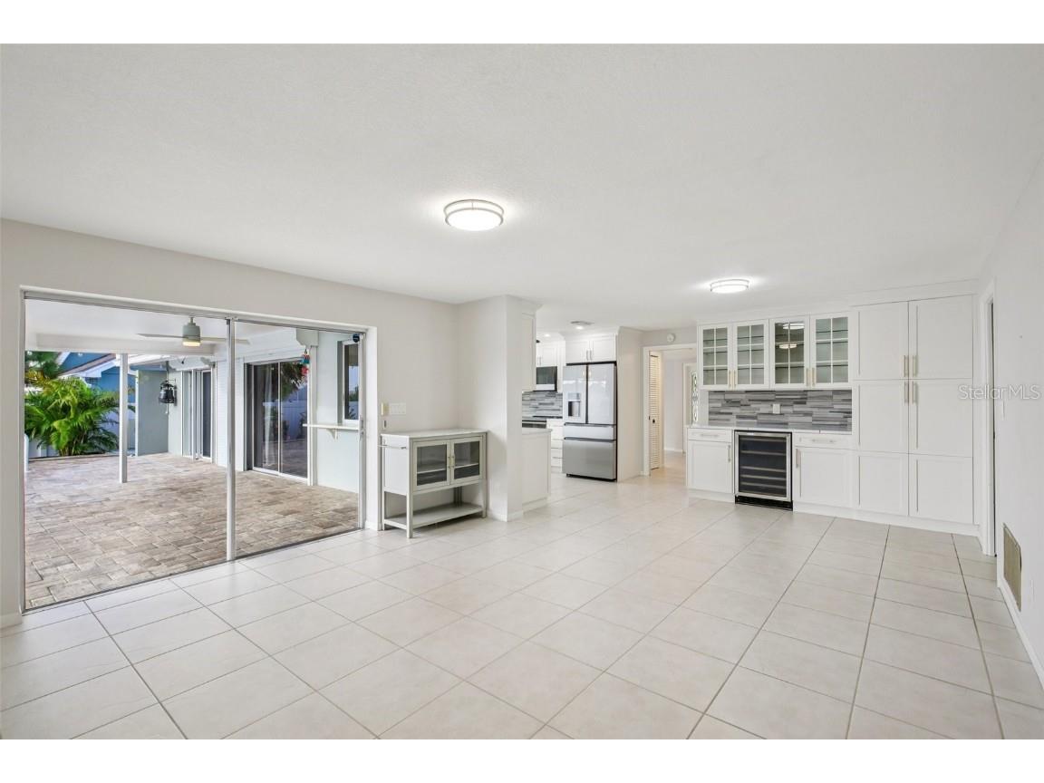 2180 Dolphin Boulevard S Saint Petersburg FL 33707 - BOCA CIEGA BAY TB8459422 image6