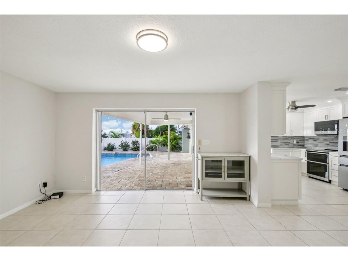 2180 Dolphin Boulevard S Saint Petersburg FL 33707 - BOCA CIEGA BAY TB8459422 image7