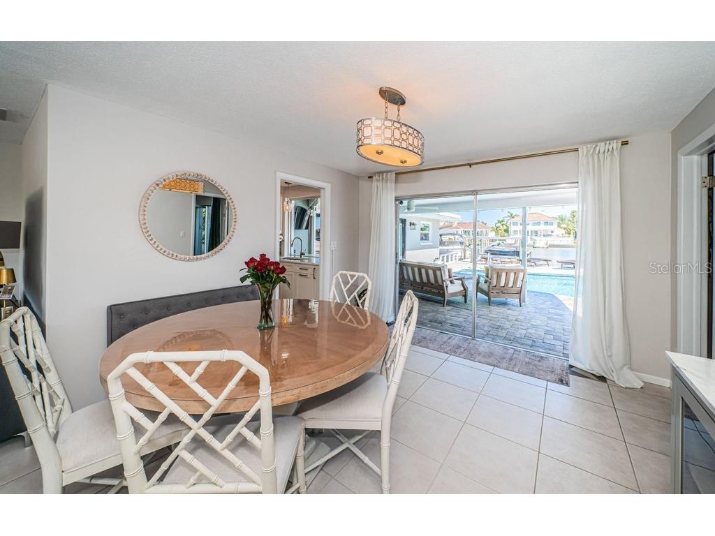 2180 Dolphin Boulevard S Saint Petersburg FL 33707 - BOCA CIEGA BAY TB8484124 image10
