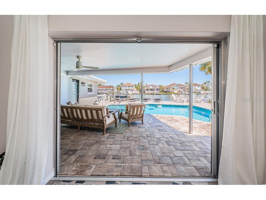 2180 Dolphin Boulevard S Saint Petersburg FL 33707 - BOCA CIEGA BAY TB8484124 image11
