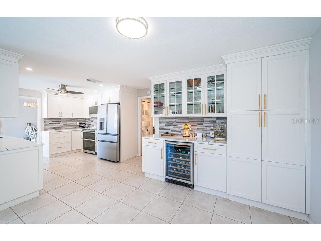 2180 Dolphin Boulevard S Saint Petersburg FL 33707 - BOCA CIEGA BAY TB8484124 image17