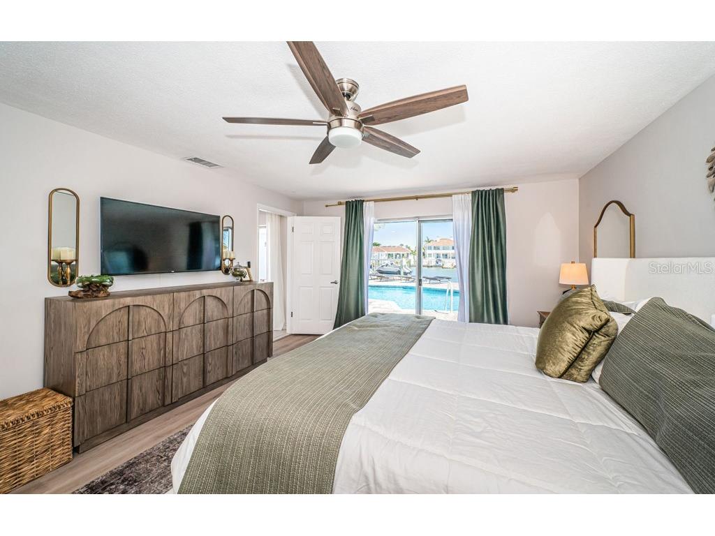 2180 Dolphin Boulevard S Saint Petersburg FL 33707 - BOCA CIEGA BAY TB8484124 image23