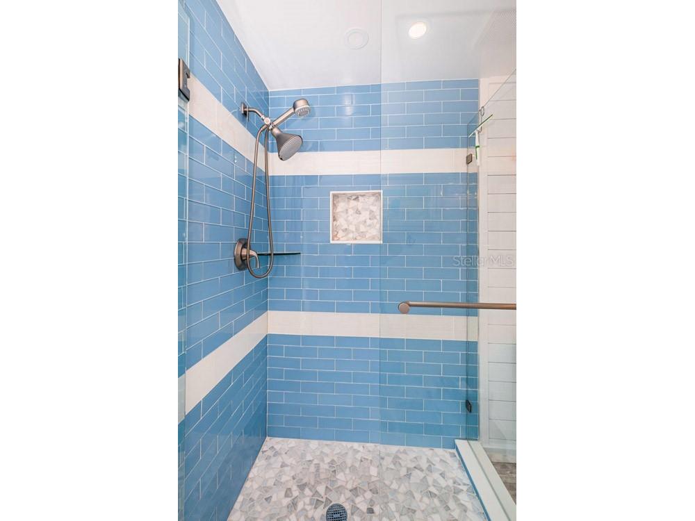 2180 Dolphin Boulevard S Saint Petersburg FL 33707 - BOCA CIEGA BAY TB8484124 image34