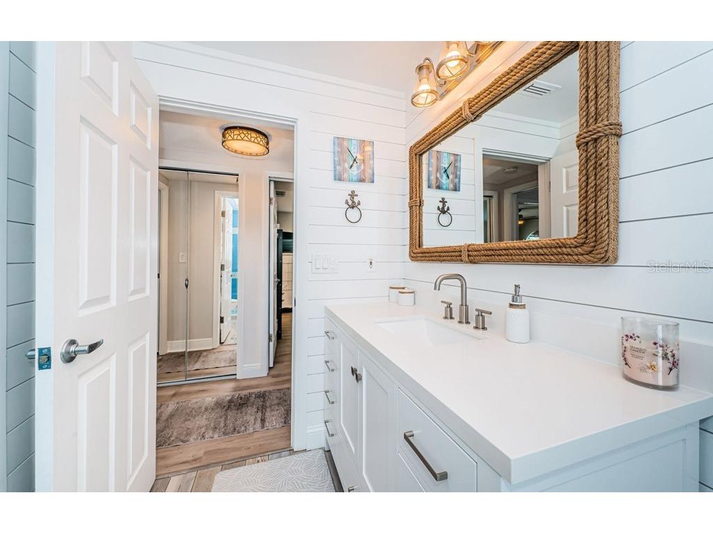 2180 Dolphin Boulevard S Saint Petersburg FL 33707 - BOCA CIEGA BAY TB8484124 image35