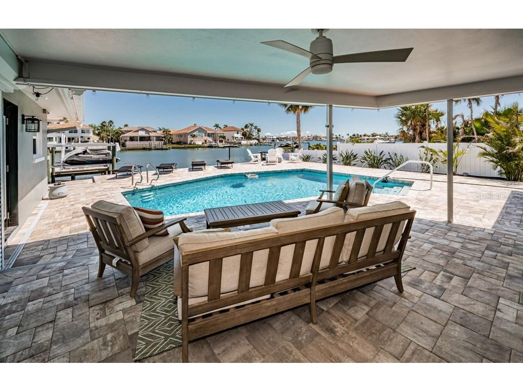 2180 Dolphin Boulevard S Saint Petersburg FL 33707 - BOCA CIEGA BAY TB8484124 image41