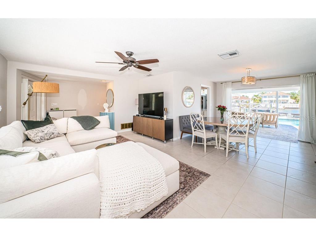 2180 Dolphin Boulevard S Saint Petersburg FL 33707 - BOCA CIEGA BAY TB8484124 image9