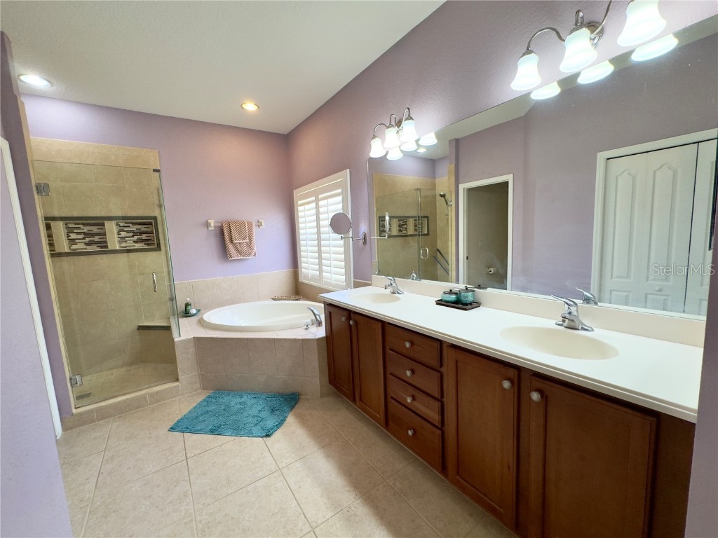 2180 Mesic Hammock Way Venice FL 34292 C7512433 image32