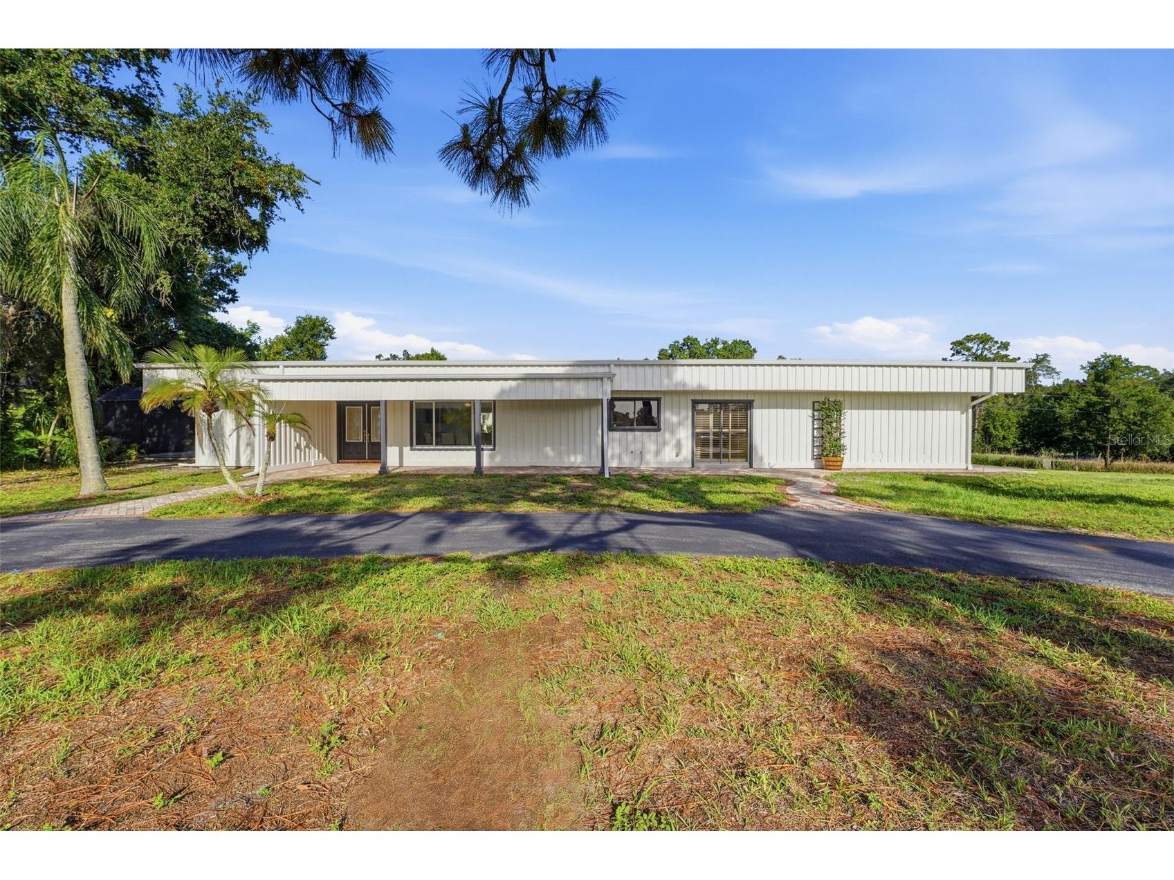 2180 W Dolphin Drive Englewood FL 34223 D6147626 image1