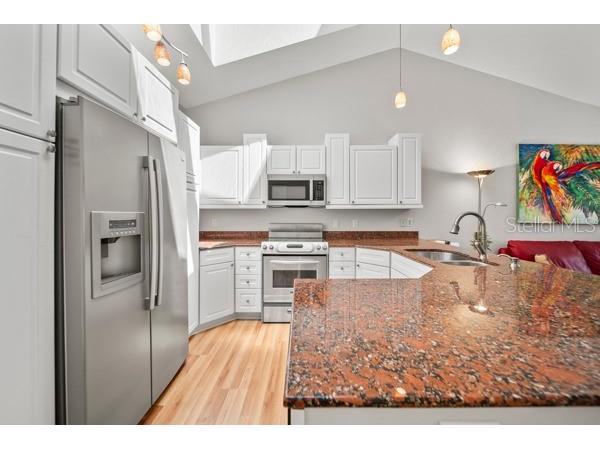 2181 Harbourside Drive #1403 Longboat Key FL 34228 A4656539 image13