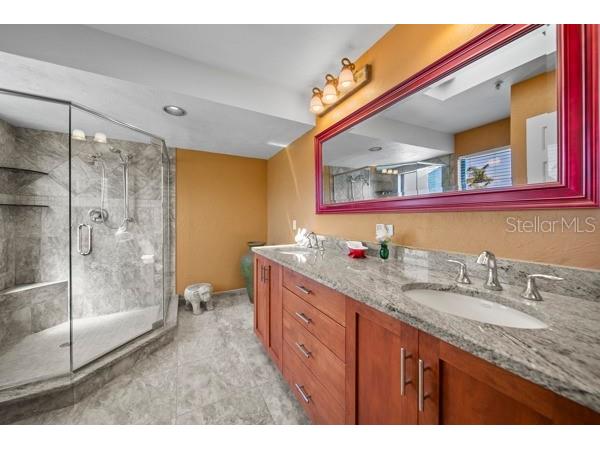 2181 Harbourside Drive #1403 Longboat Key FL 34228 A4656539 image21