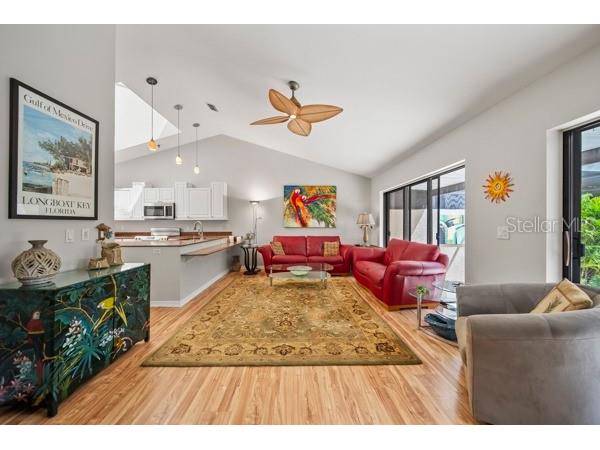 2181 Harbourside Drive #1403 Longboat Key FL 34228 A4656539 image9