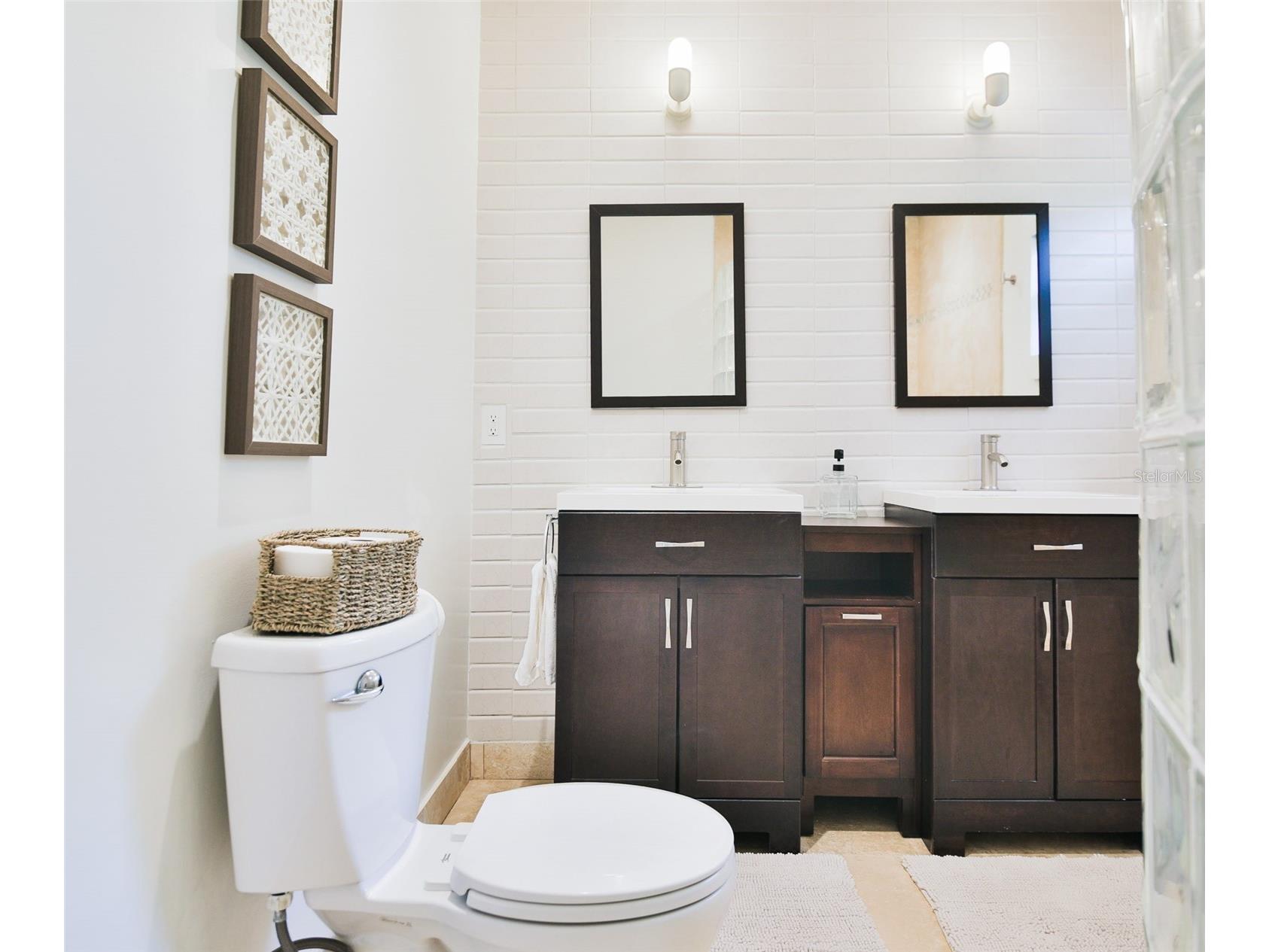 2181 Hyde Park Street Sarasota FL 34239 A4687745 image10