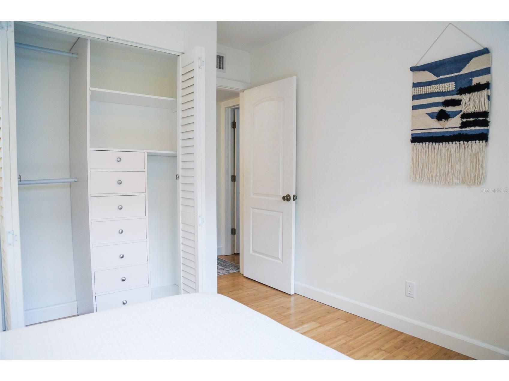 2181 Hyde Park Street Sarasota FL 34239 A4687745 image13