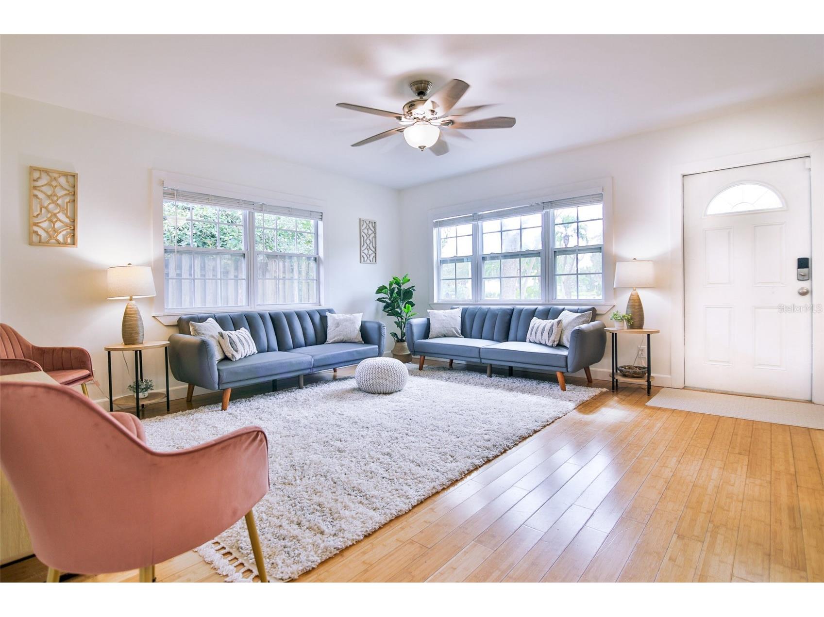 2181 Hyde Park Street Sarasota FL 34239 A4687745 image2