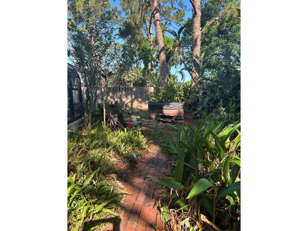 2181 Pine Gardens Trail Sarasota FL 34231 A4651700 image18