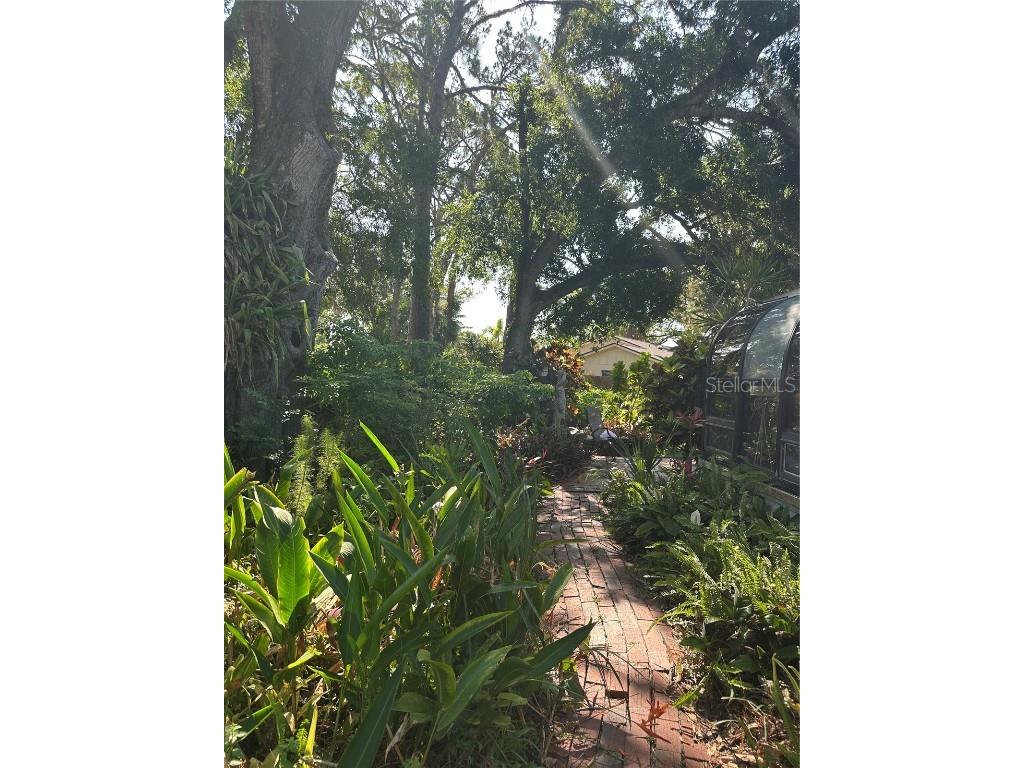 2181 Pine Gardens Trail Sarasota FL 34231 A4651700 image19