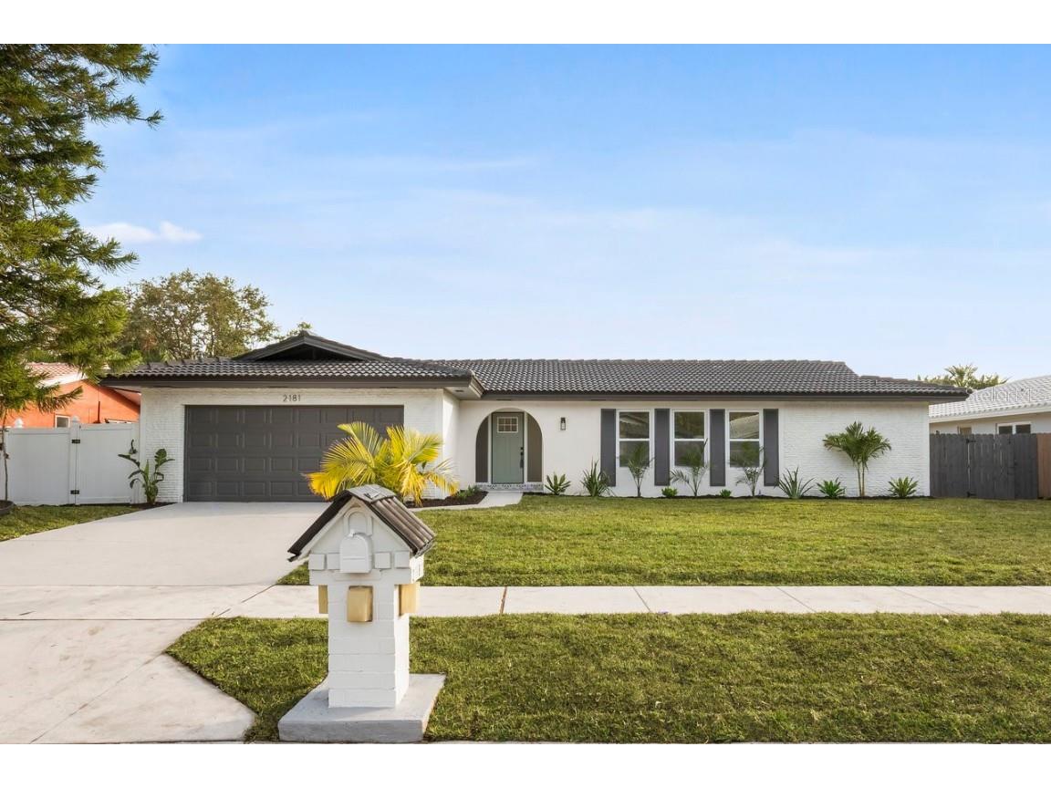 2181 Wateroak Drive N Clearwater FL 33764 TB8344617 image1