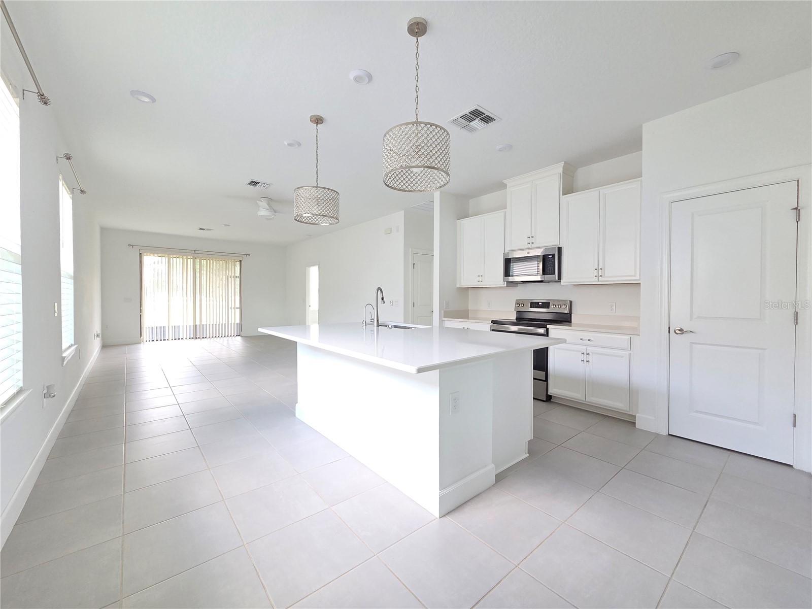 2182 Palm Tree Drive Poinciana FL 34759 O6403122 image2