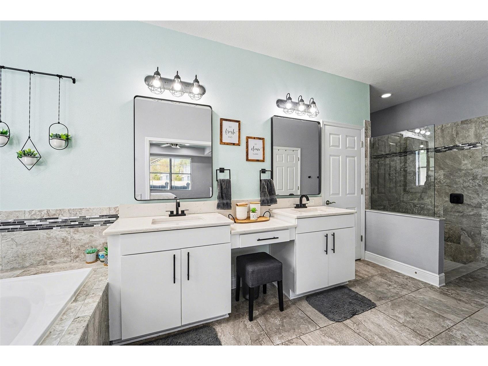 21827 Southern Charm Drive Land O Lakes FL 34637 TB8489779 image15