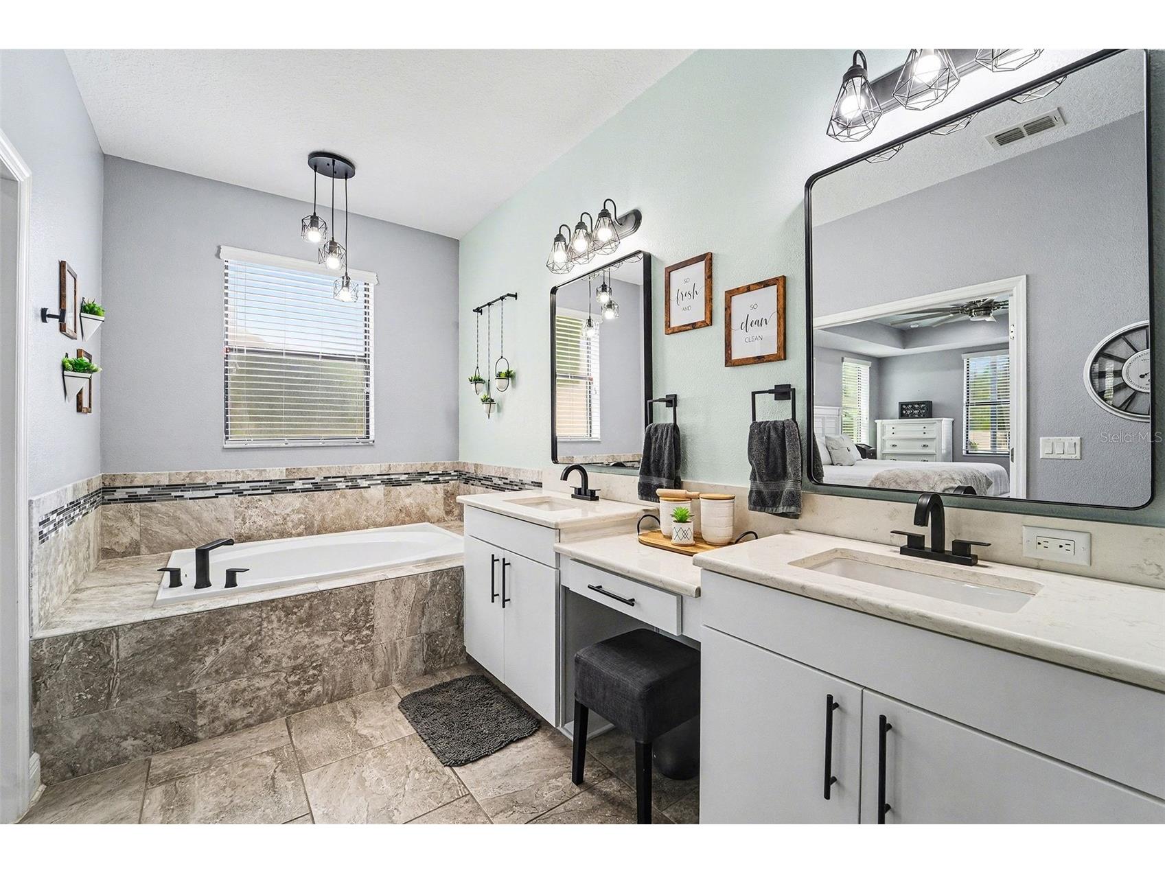 21827 Southern Charm Drive Land O Lakes FL 34637 TB8489779 image16