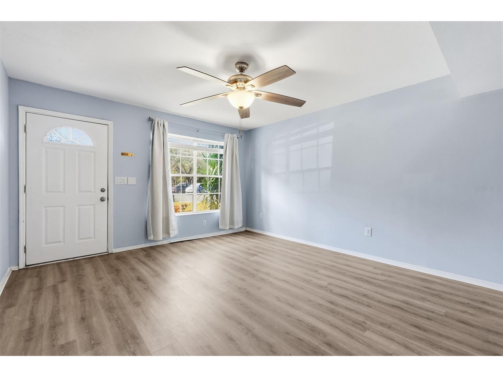 2183 Fox Chase Boulevard Palm Harbor FL 34683 TB8482459 image10