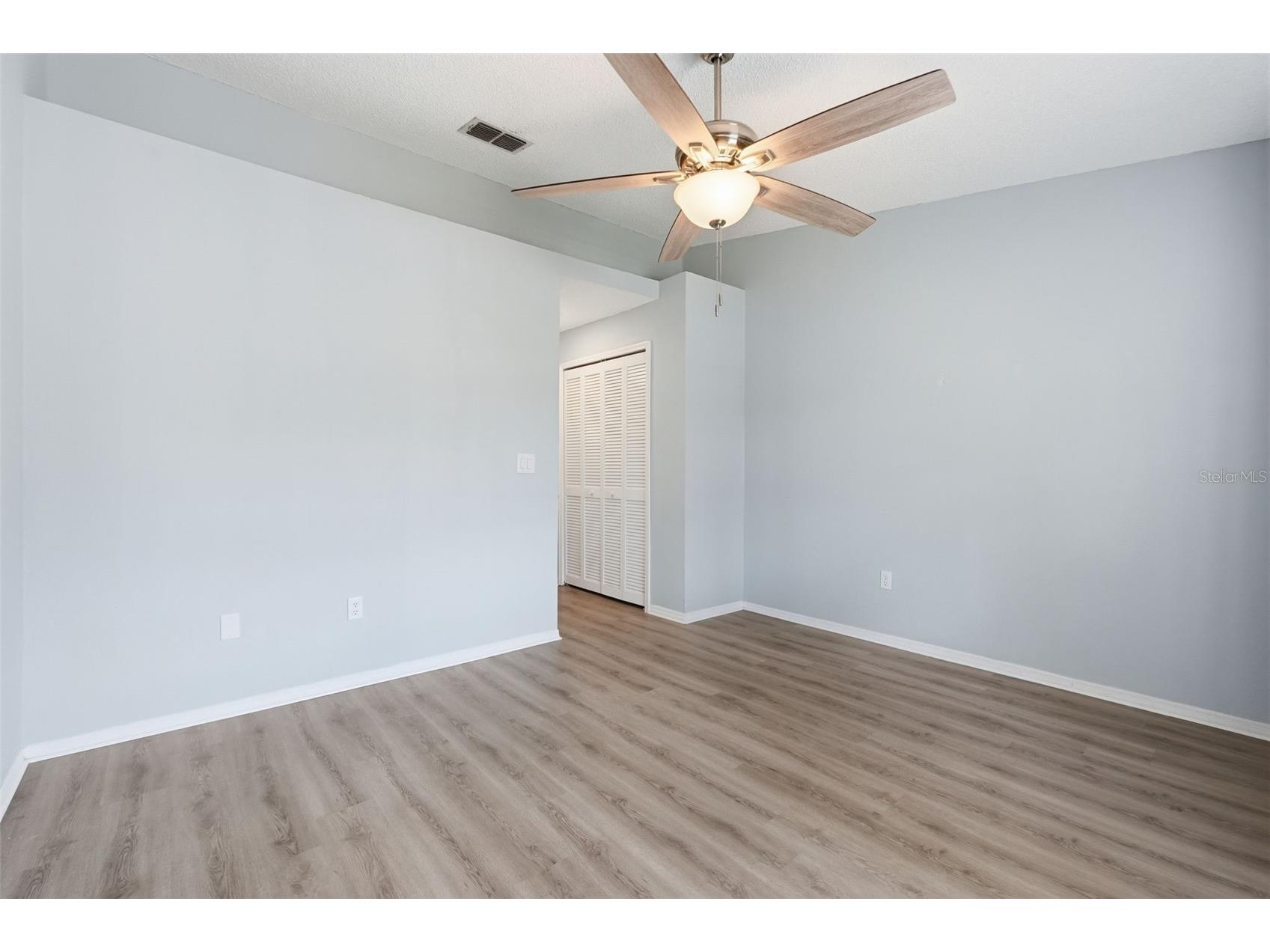 2183 Fox Chase Boulevard Palm Harbor FL 34683 TB8482459 image20