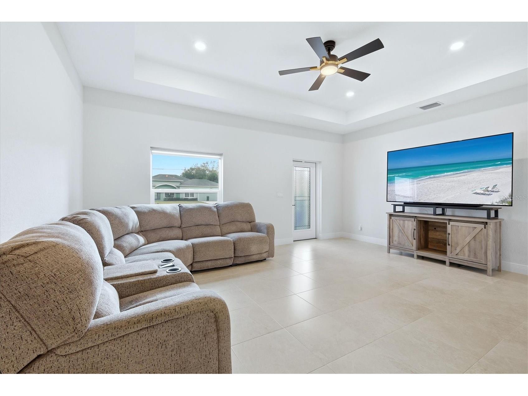 2184 Alliance Avenue North Port FL 34286 C7522097 image4