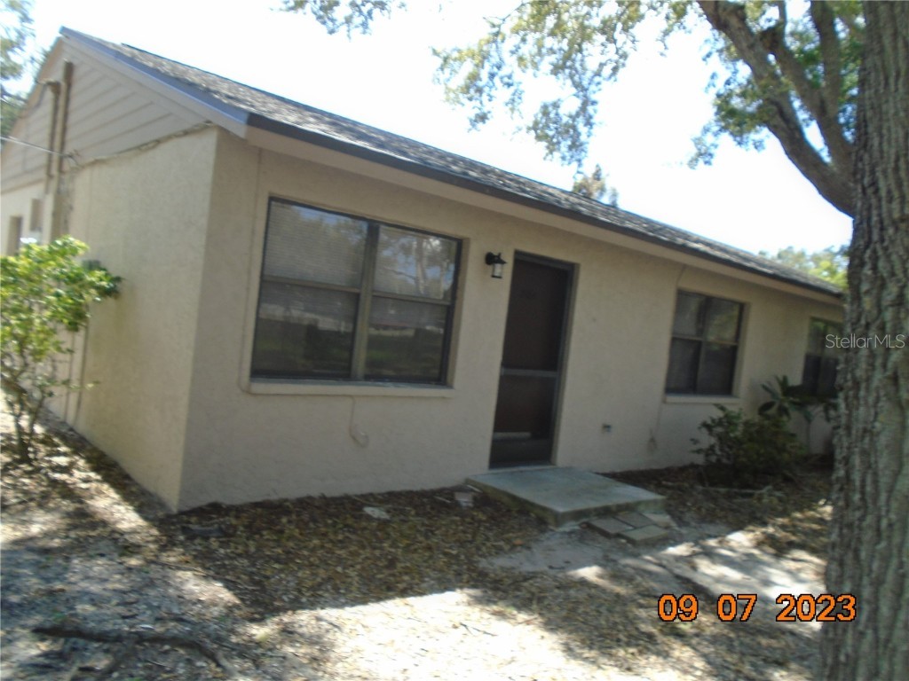 2184 Hansen Street Sarasota FL 34231 A4582033 image1
