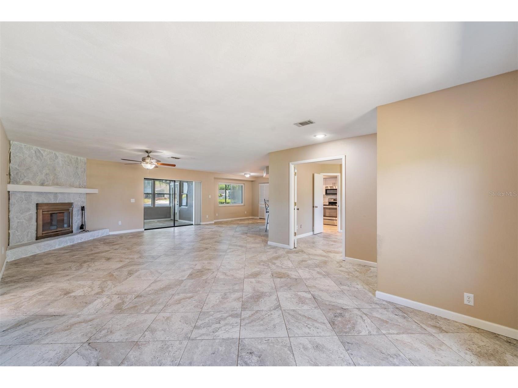 21844 Ocean Pines Drive Land O Lakes FL 34639 - LAKE SAXSON TB8470351 image5