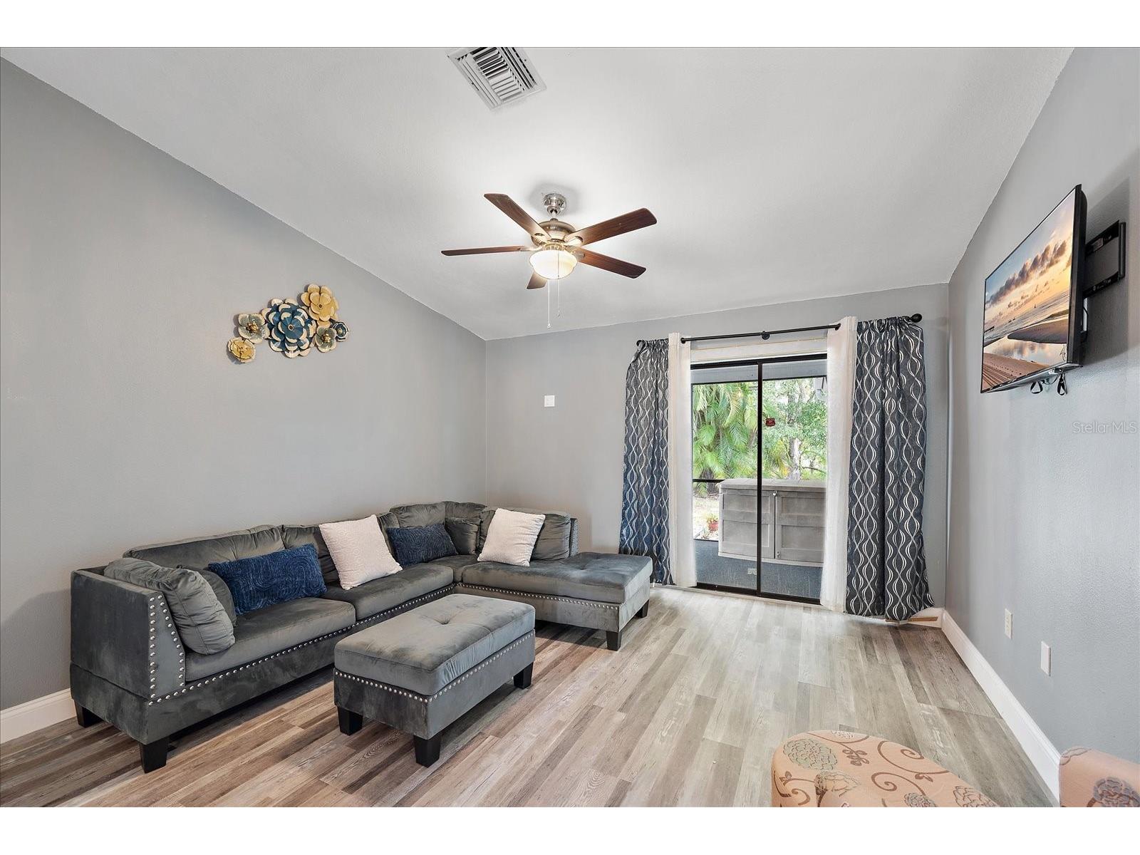 2185 Cork Oak Street E Sarasota FL 34232 R4910883 image2