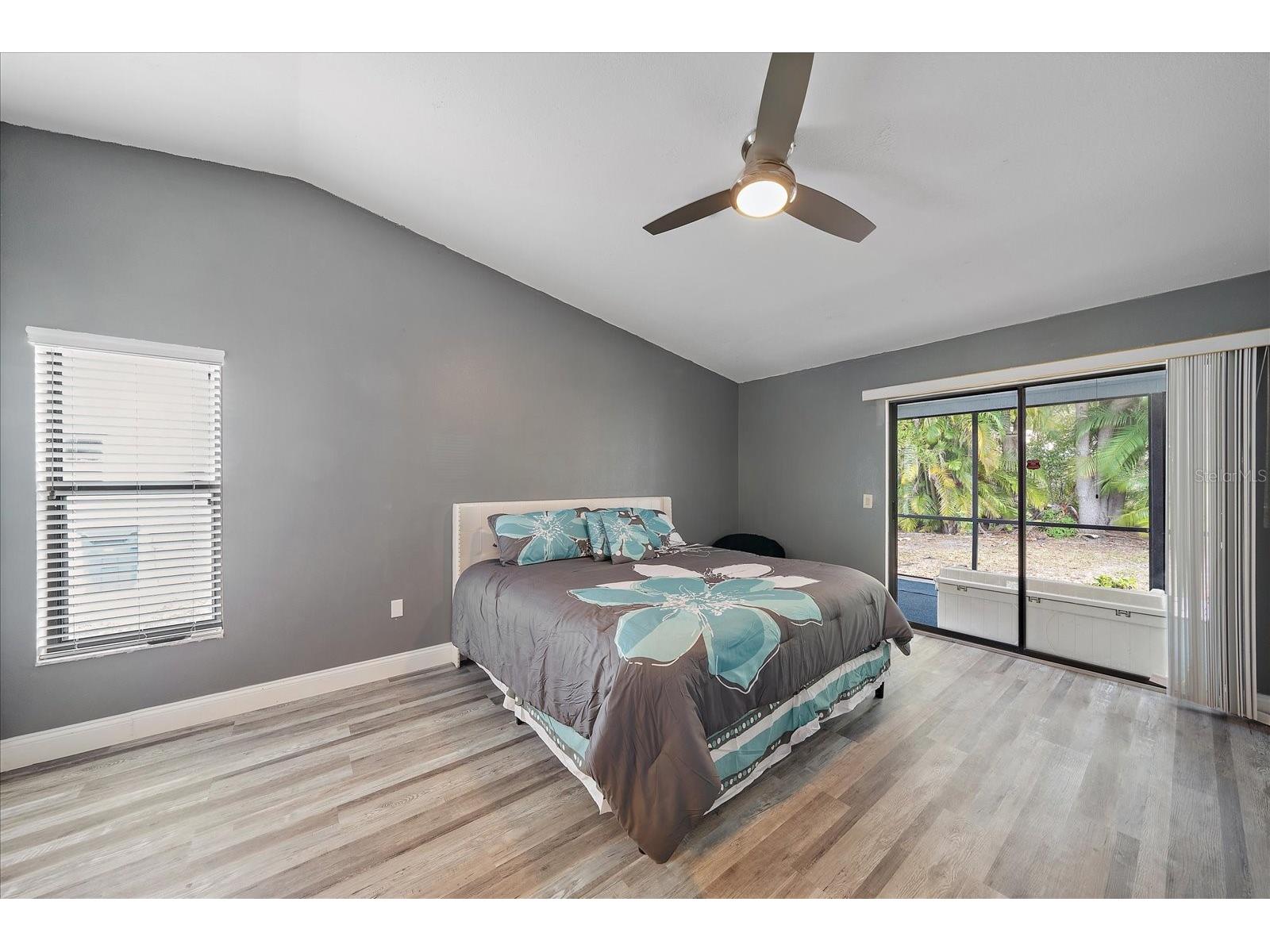 2185 Cork Oak Street E Sarasota FL 34232 R4910883 image3