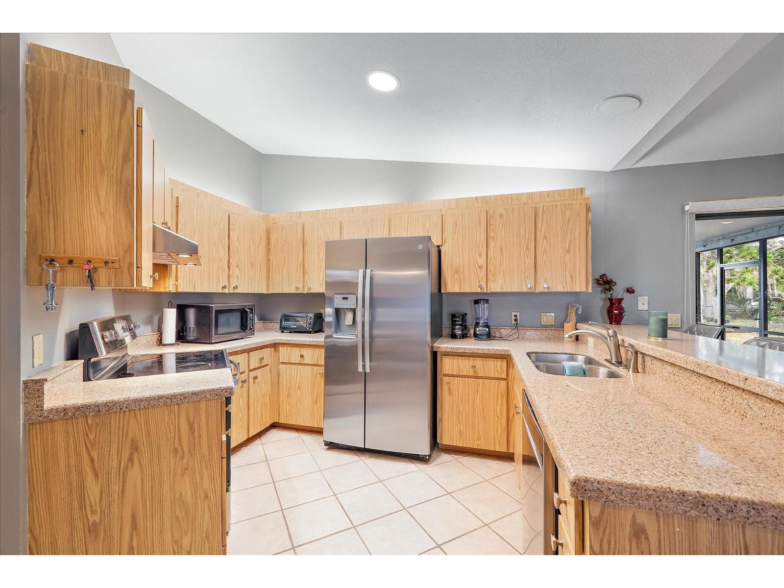 2185 Cork Oak Street E Sarasota FL 34232 R4910883 image9