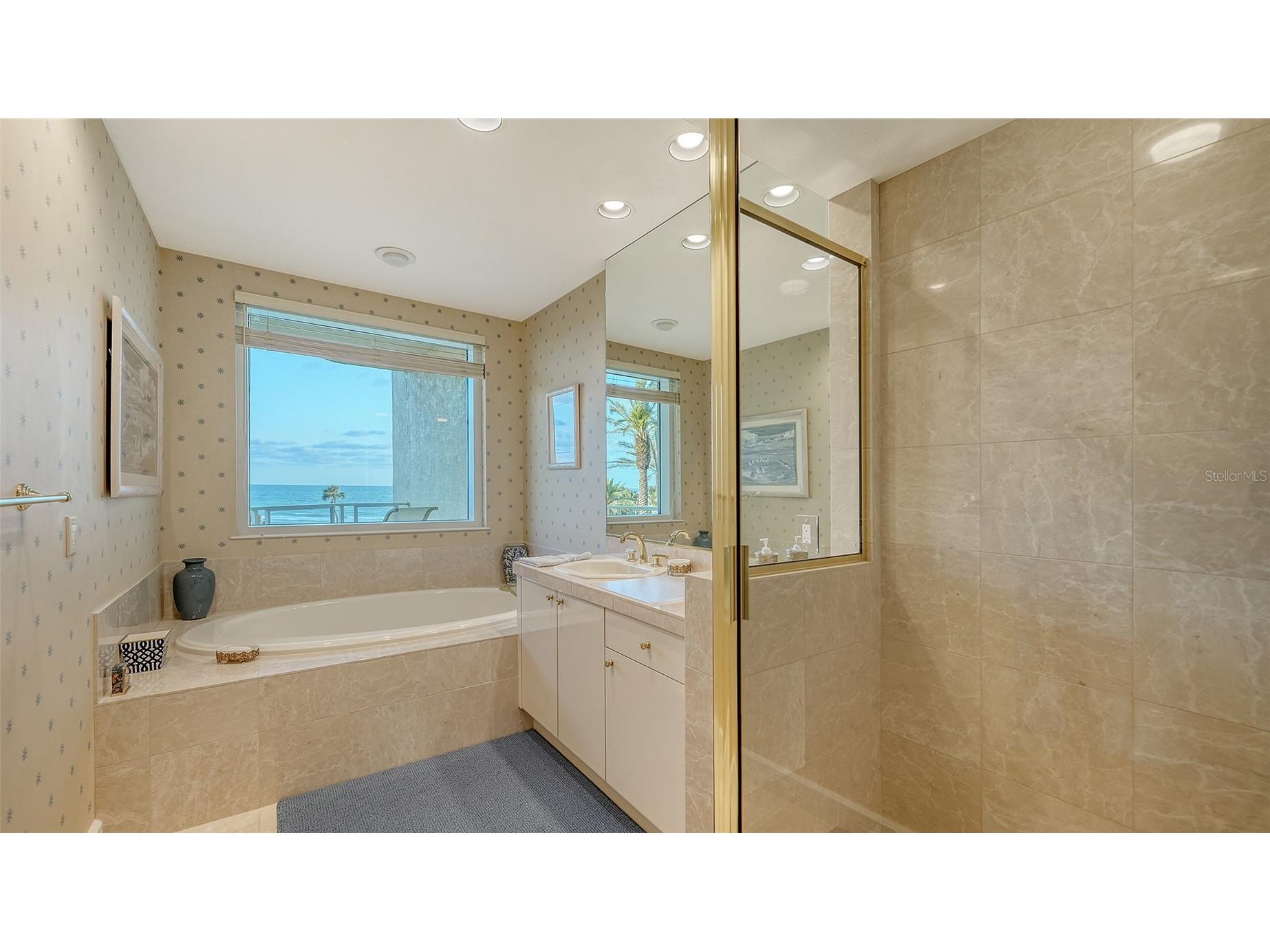 2185 Gulf Of Mexico Drive #223 Longboat Key FL 34228 - GULF OF MEXICO A4685872 image17