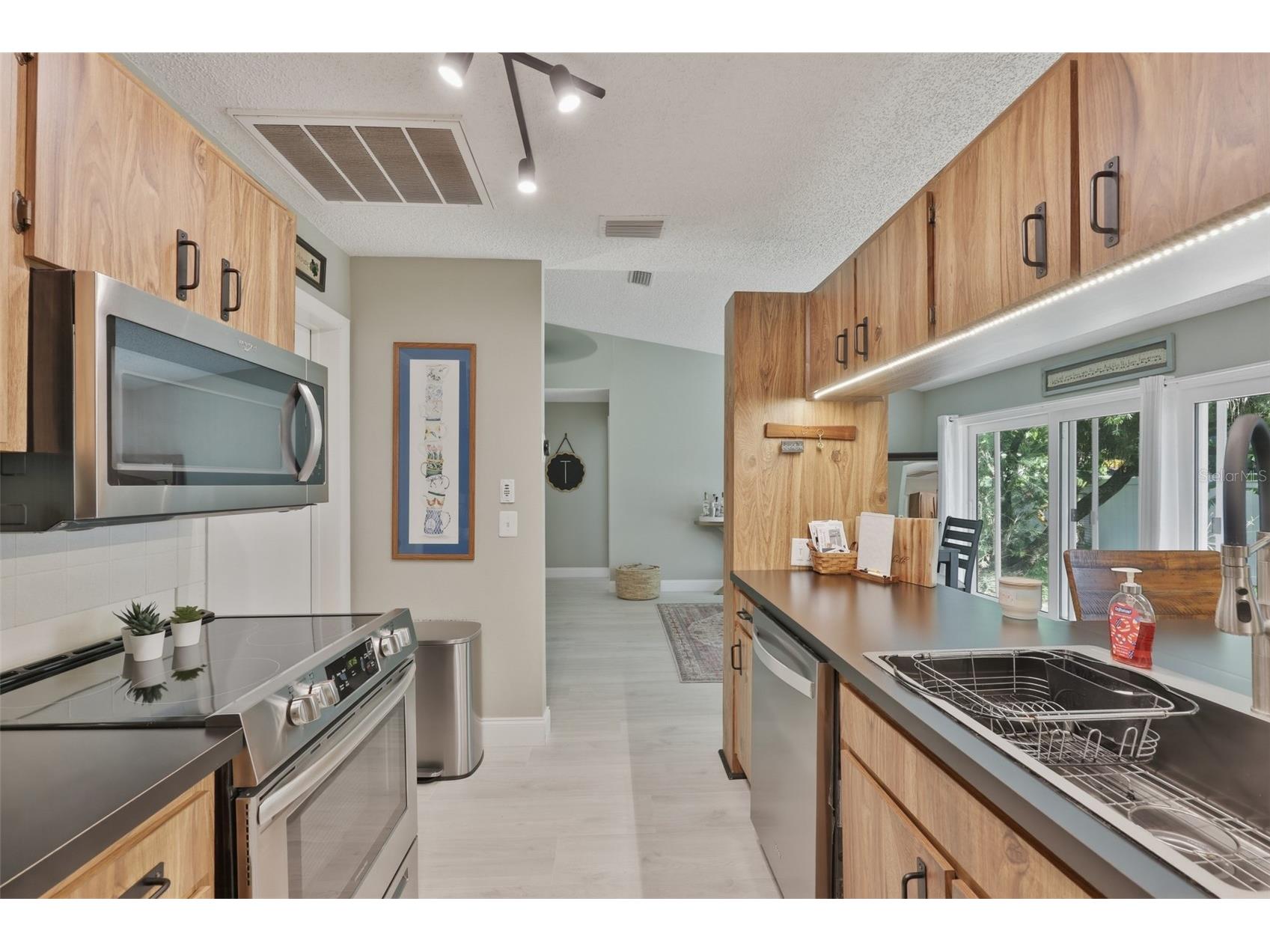 2186 Marshall Drive #2186 Dunedin FL 34698 TB8527234 image2