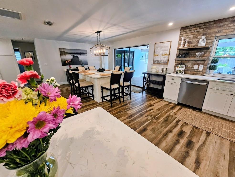 2186 Oak Grove Drive Clearwater FL 33764 TB8507622 image13