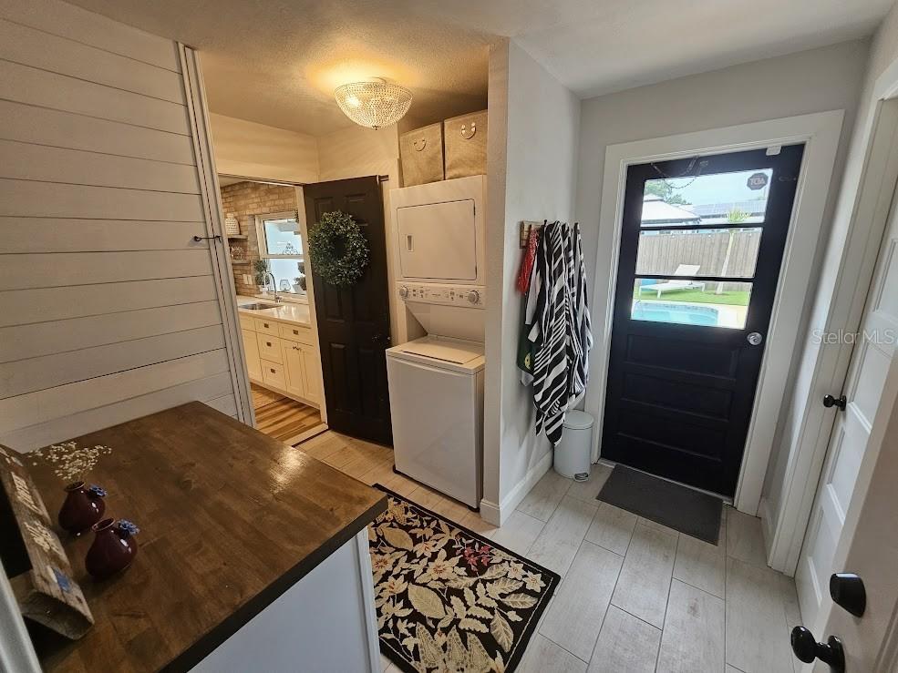 2186 Oak Grove Drive Clearwater FL 33764 TB8507622 image16
