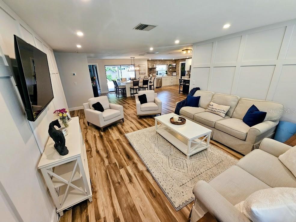 2186 Oak Grove Drive Clearwater FL 33764 TB8507622 image5