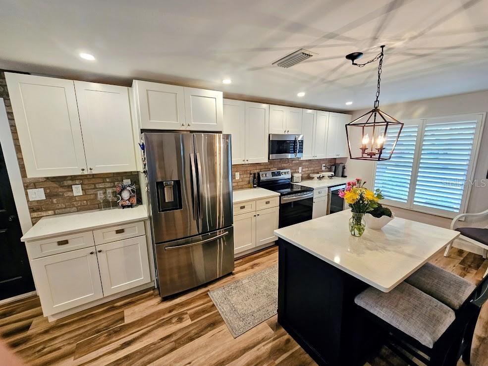 2186 Oak Grove Drive Clearwater FL 33764 TB8507622 image8
