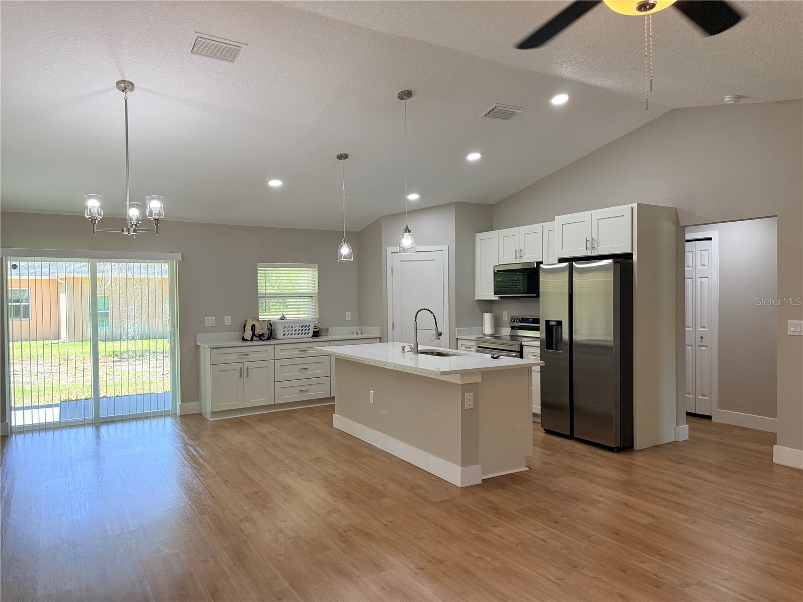 2186 W G Martinelli Boulevard Citrus Springs FL 34434 W7885101 image6
