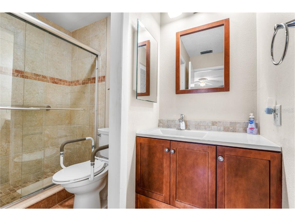 2187 Corinne Court S #C Saint Petersburg FL 33712 TB8416114 image23