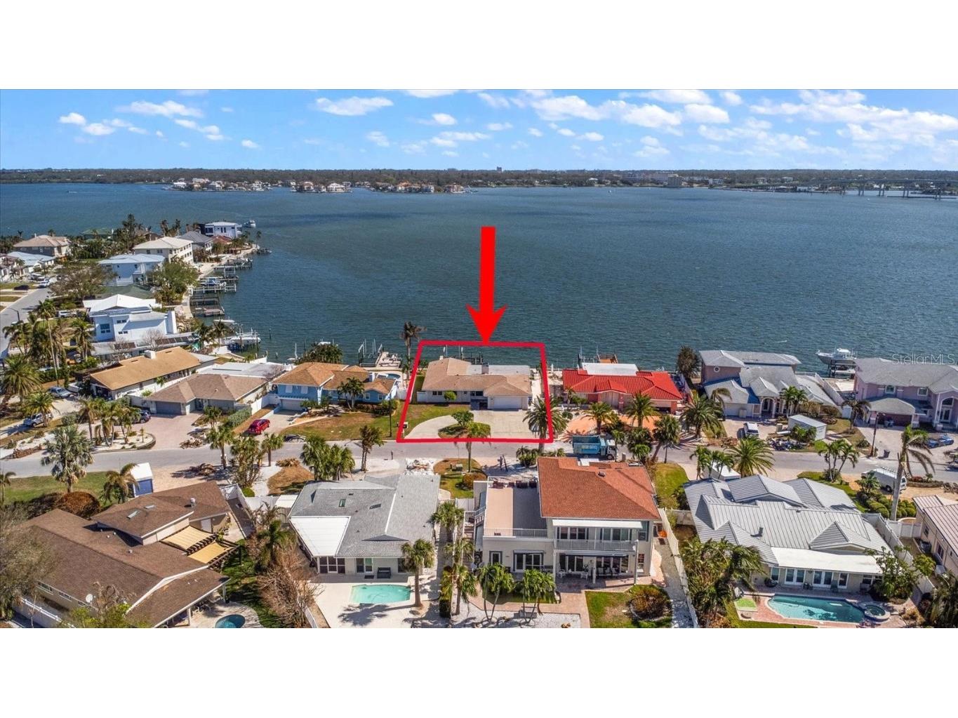 2187 Louisa Drive Belleair Beach FL 33786 TB8317593 image1