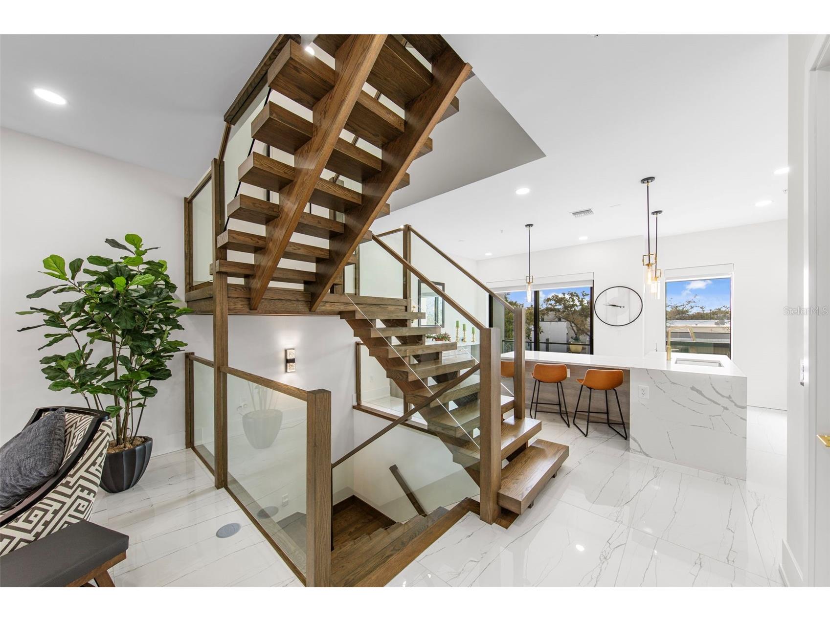 2187 Main Street Sarasota FL 34237 C7522020 image14