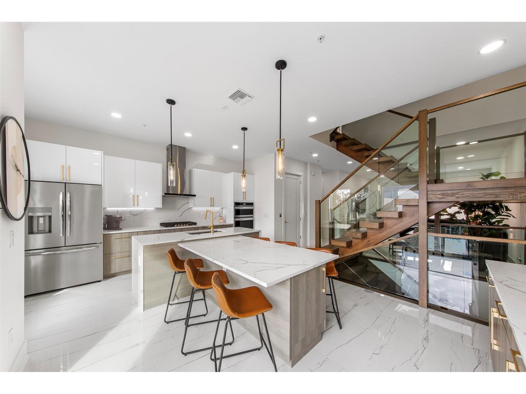 2187 Main Street Sarasota FL 34237 C7522020 image18