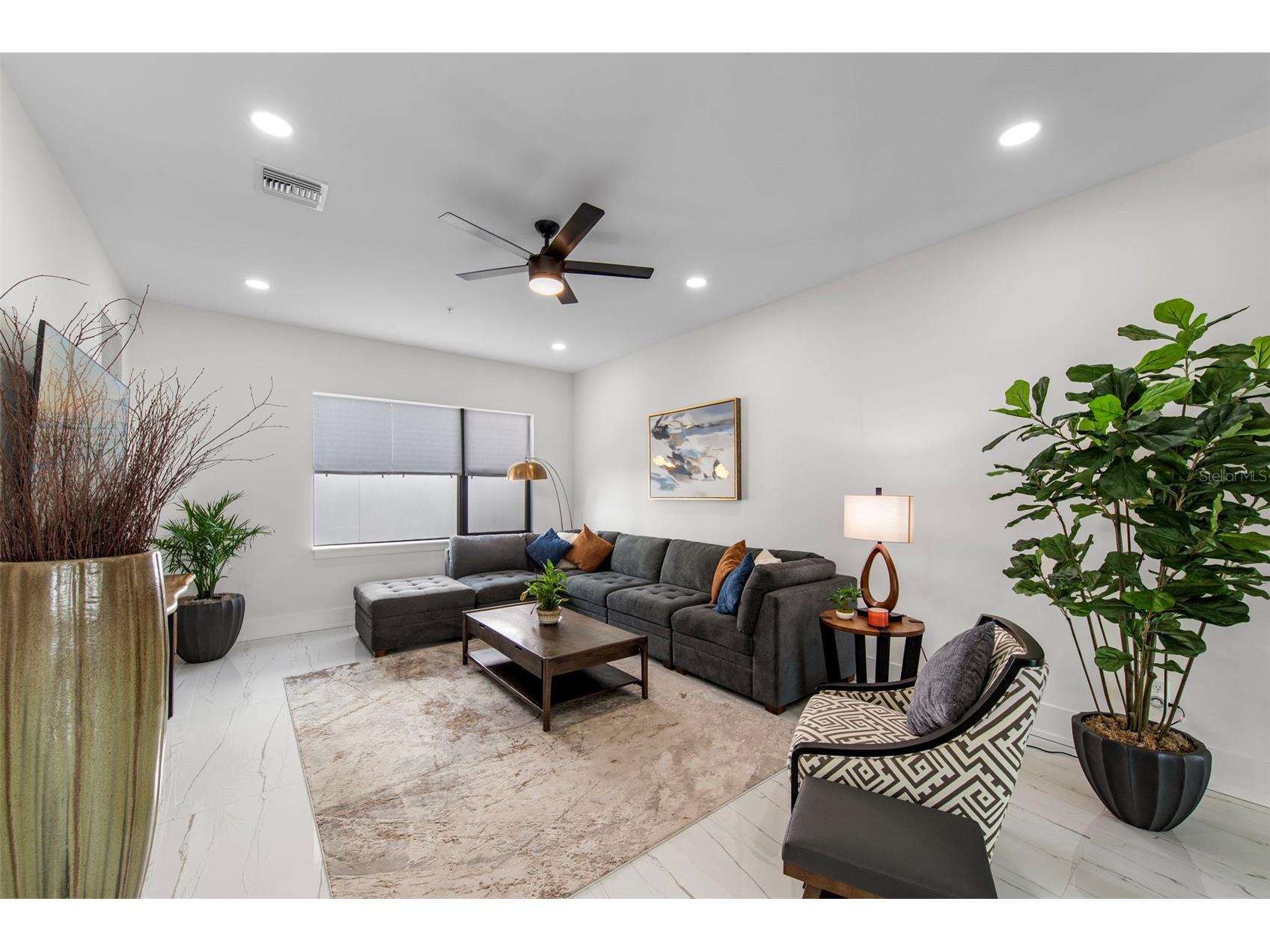 2187 Main Street Sarasota FL 34237 C7522020 image23