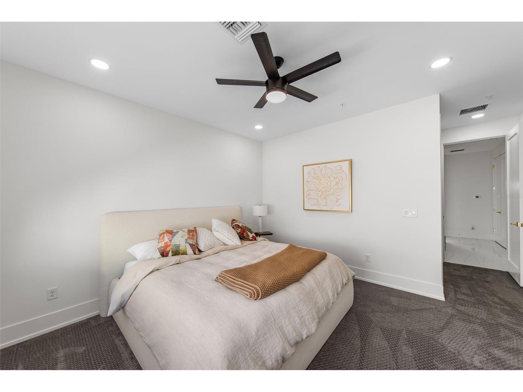 2187 Main Street Sarasota FL 34237 C7522020 image32