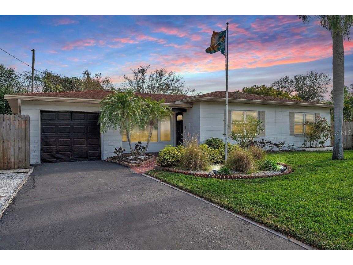 2187 Orangewood Way Clearwater FL 33764 TB8338618 image1