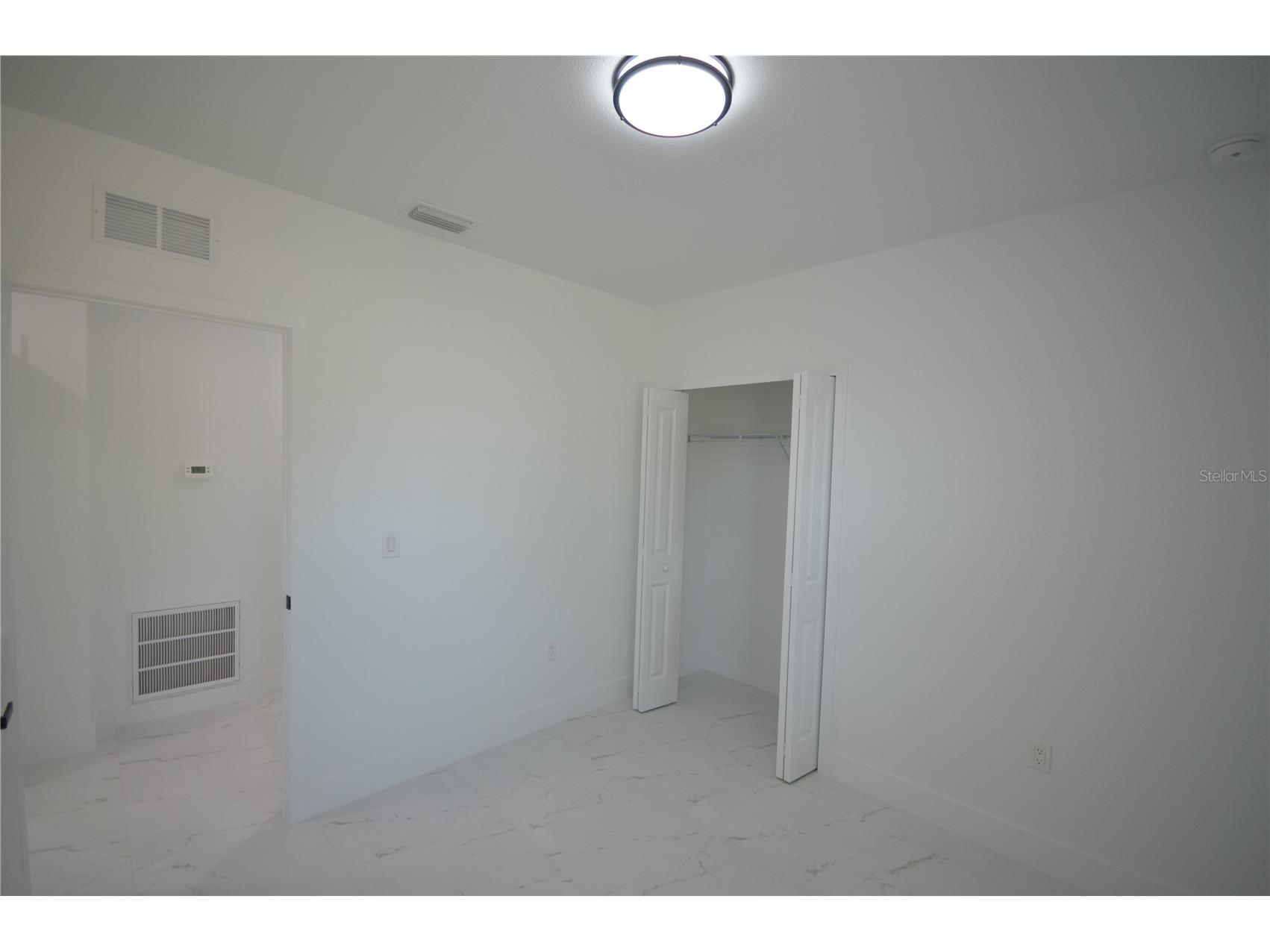 2188 Barker Boulevard Fort Myers FL 33916 O6403276 image9