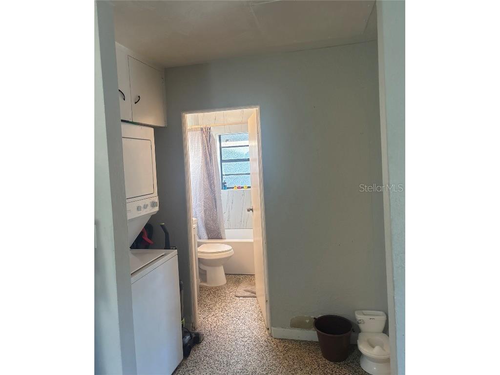 219 21st Street E #B Bradenton FL 34208 A4675943 image8