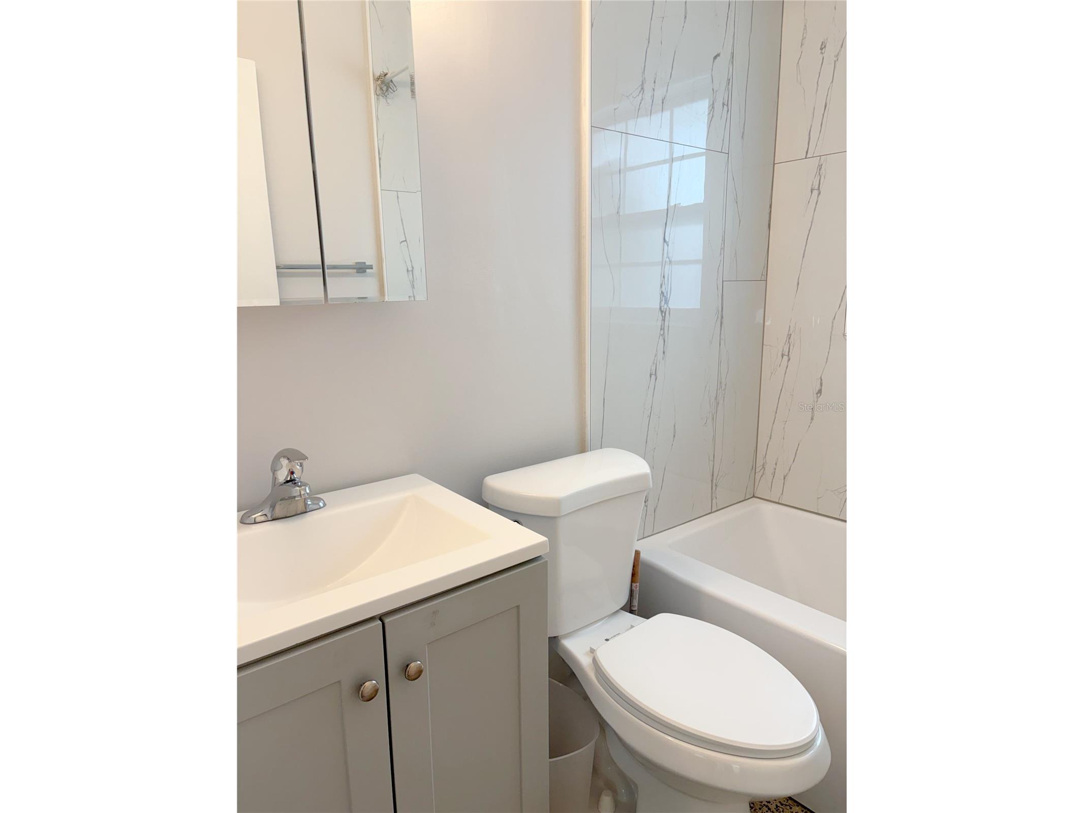 219 21st Street E #B Bradenton FL 34208 A4699239 image10